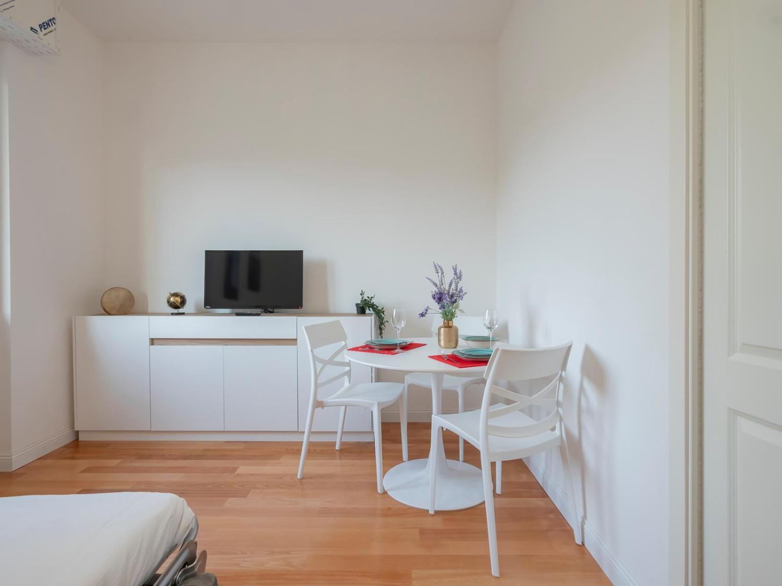 I Host Apartment - Gressoney 2 Мілан Екстер'єр фото